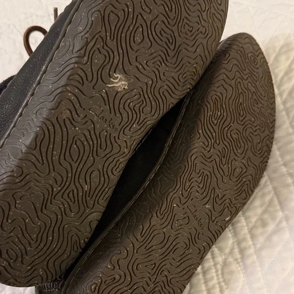 Clarks Black Suede Oxfords with Brown Laces - Picture 7 of 8